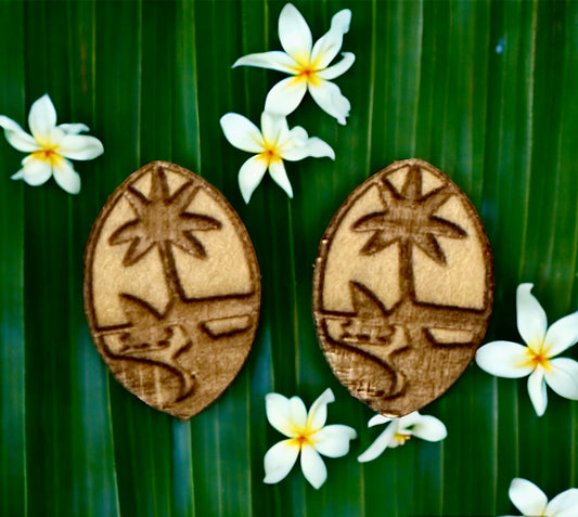 Wooden Guam Seal Stud Earrings - Dark